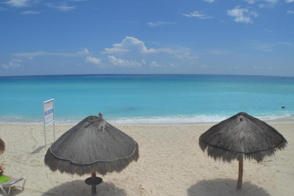 Departamentos Al Lado Del Mar En Zona Hotelera Cancun Ngoại thất bức ảnh