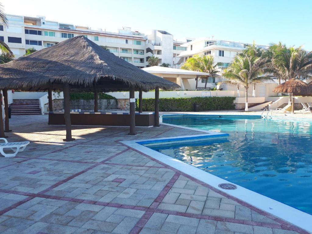 Departamentos Al Lado Del Mar En Zona Hotelera Cancun Ngoại thất bức ảnh