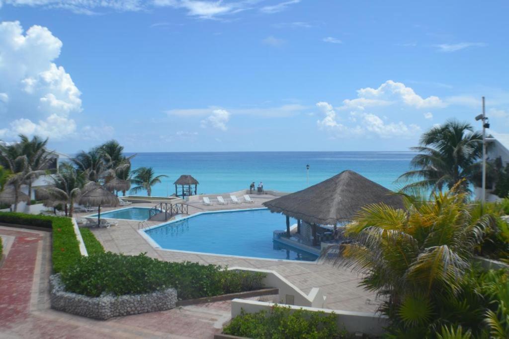Departamentos Al Lado Del Mar En Zona Hotelera Cancun Ngoại thất bức ảnh